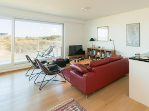 Apartment with lateral sea view in Raversijde